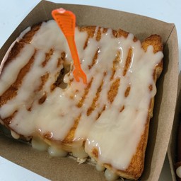 ปังปิ้งเนยนม