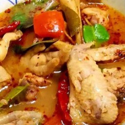 ต้มแซ่บปีกไก่