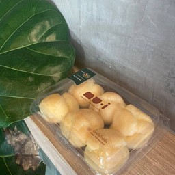 เอแคลร์ไส้ครีม มูอิ