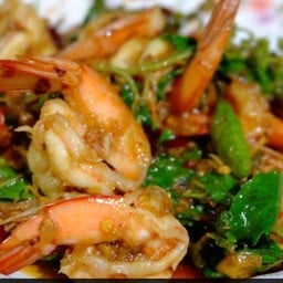 กะเพรากุ้ง