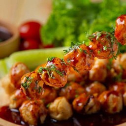 ปาร์ตี้ลูกชิ้นทอดน้ำจิ้มสูตรโบราญ