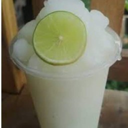 น้ำมะนาวสด