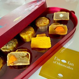 Hand-crafted Mooncakes : The Oriental Classic Box🥮