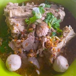 เตี๋๋ยวต้มยำรวม+เล้ง