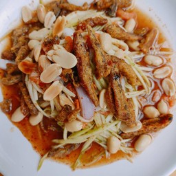 ยำมะม่วงปลากรอบ