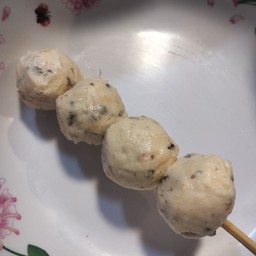 ลูกชิ้นไก่สาหร่าย