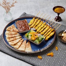 ร้านอาหารบ้านมาลี (MAREE Eatery House) ลาดพร้าว 15