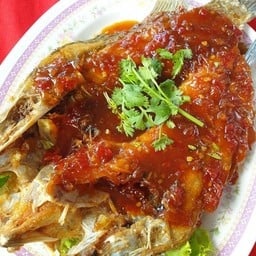 ปลากระพงทอดราด3รส