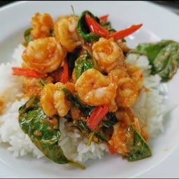 กะเพราเฮียโจ้ ร้านอยู่ติดกับวินเนอร์คาร์แคร์