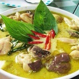 ขนมจีนแกงเขียวหวานไก่