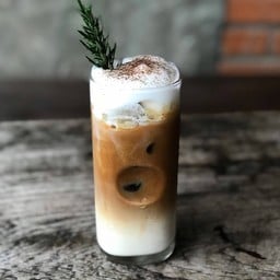 PERSIMMON ON THE BEACH