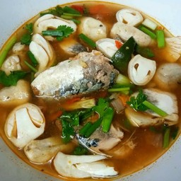 ต้มยำปลากระป๋อง