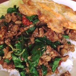 กระเพราเนื้อ