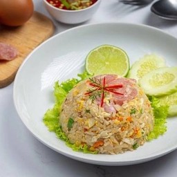 ข้าวผัดหมู