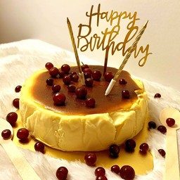 ชีสเค้กหน้าไหม้ แป้ง 0% หวานน้อย (Size 2.4 ปอนด์)