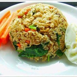 ข้าวผัดห่อใบตอง by อ.สมภพ