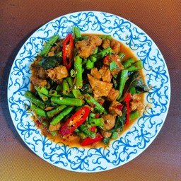 ผัดพริกแกงหมูเจ Vegan
