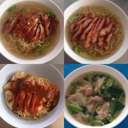 บะหมี่หน้าหมูกรอบ