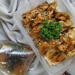 ไก่ย่างซอสเกาหลี+ซุปสาหร่าย