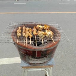ปลาหมึกย่าง