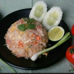 ข้าวผัดไก่