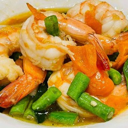 กุ้งผัดพริกเหลือง