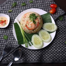 ข้าวผัดกุ้ง(กุ้งใหญ่คัดพิเศษ)