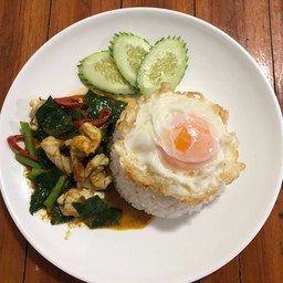 ข้าวเครื่องแกงทะเล