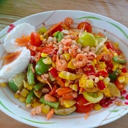 ตำข้าวโพดไทยไข่เค็ม