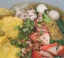 บะหมี่หมูแดงน้ำใส