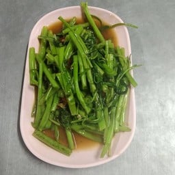 ผัดผักบุ้ง