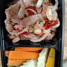 ยำหมูย่างแซ่บ