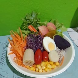 สลัดผักรวม