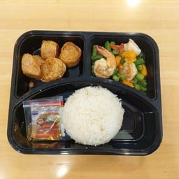 ข้าว+กุ้งผัดพริกเหลือง+หอยจ๊อปู