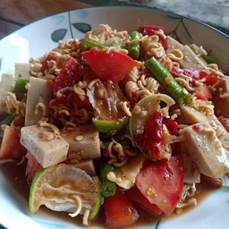 ตำมาม่าหมูยอ