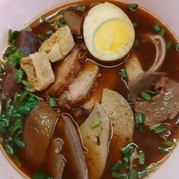 เจ๊หมวยก๋วยจั๊บ
