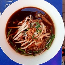 ดอกจานก๋วยเตี๋ยวไก่มะระ