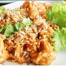 กุ้งทอดกระเทียมพริกไทย