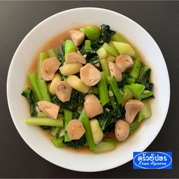ผัดคะน้าน้ำมันหอยเห็ดฟาง