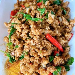 ผัดกระเพราหมูสับ