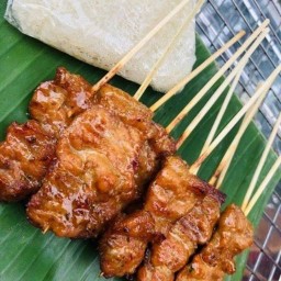 หมูปิ้งนมสด+ข้าวเหนียวร้อนๆ ร้านอ้วนหมูปิ้งเตาถ่าน