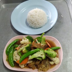 ผัดผักรวมกุ้ง