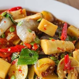 หน่อไม้กุ้งสด