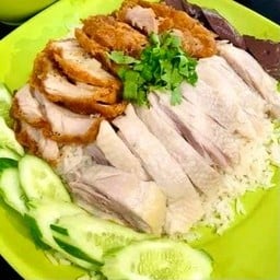 ราชาข้าวมันไก่รามคำแหง65 วังทองหลาง