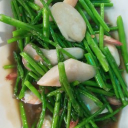 หน่อไม้ฝรั่งผัดกุ้ง