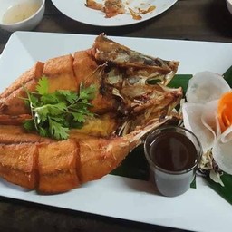 ปลากะพงทอดน้ำปลา