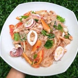 ยำนัวเนียByRatcha ตลาดนัดบิ๊กซีเอ็กตร้า
