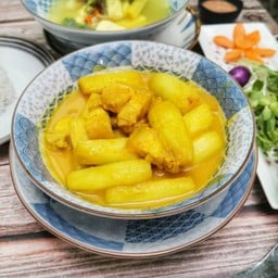 แกงส้มหมูสามชั้น