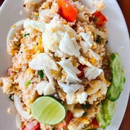 ข้าวผัดปู