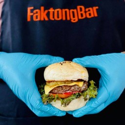 เนื้อชีส Beef Cheese Burger